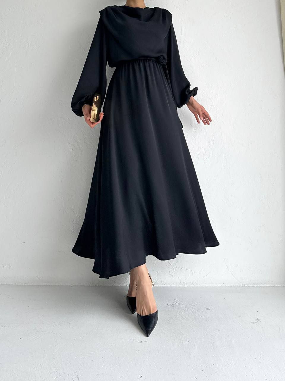 Black Elegant Dress with Belt