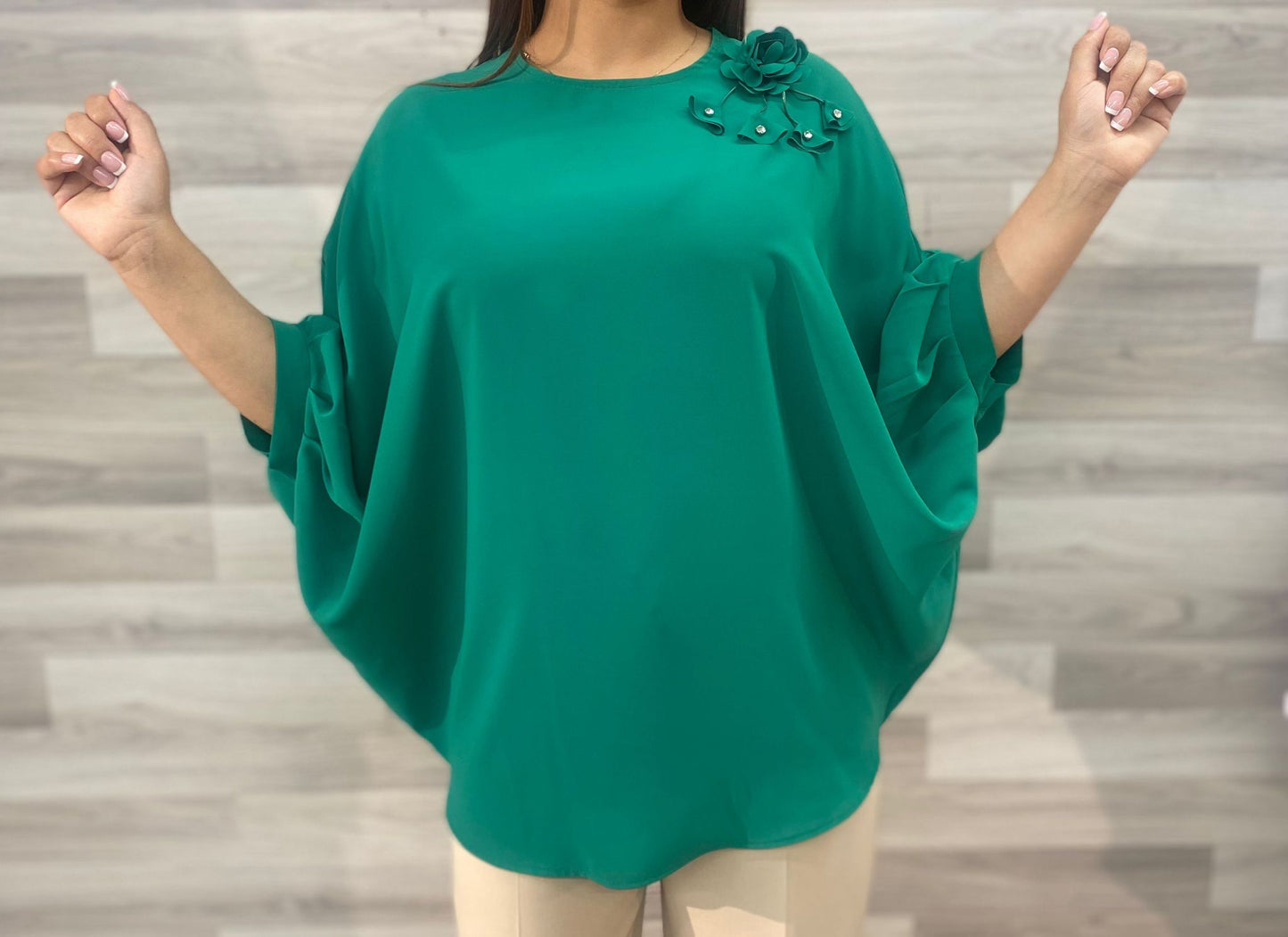 Green Women Shirt With Shoulder Roze