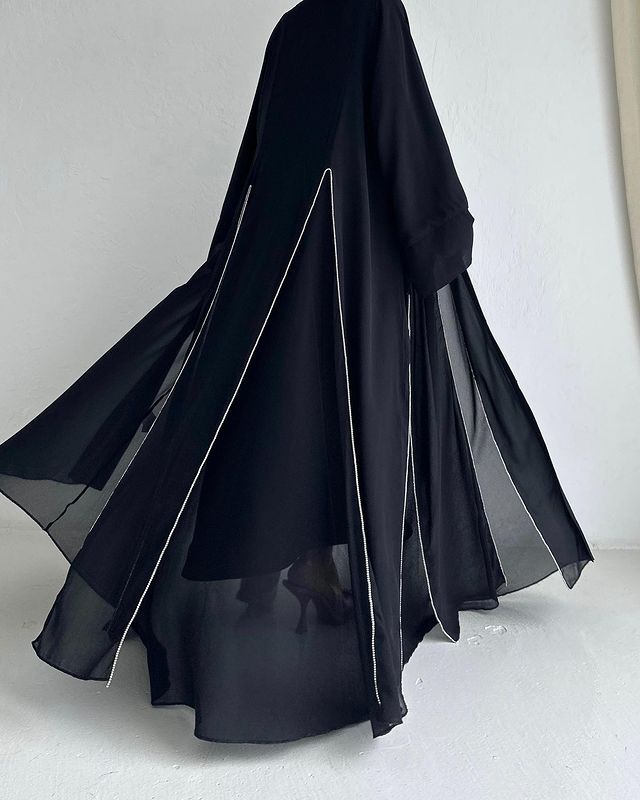 Black Lili Abaya 1 peice
