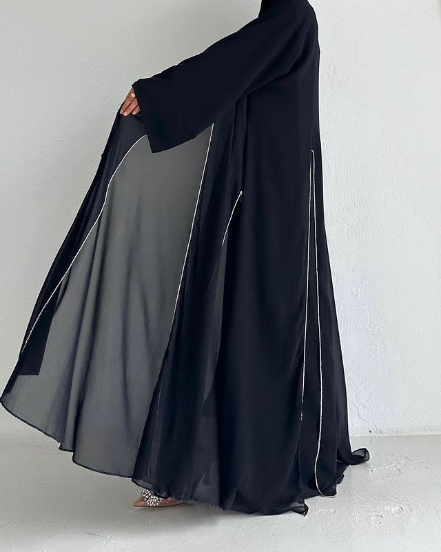 Black Lili Abaya 1 peice