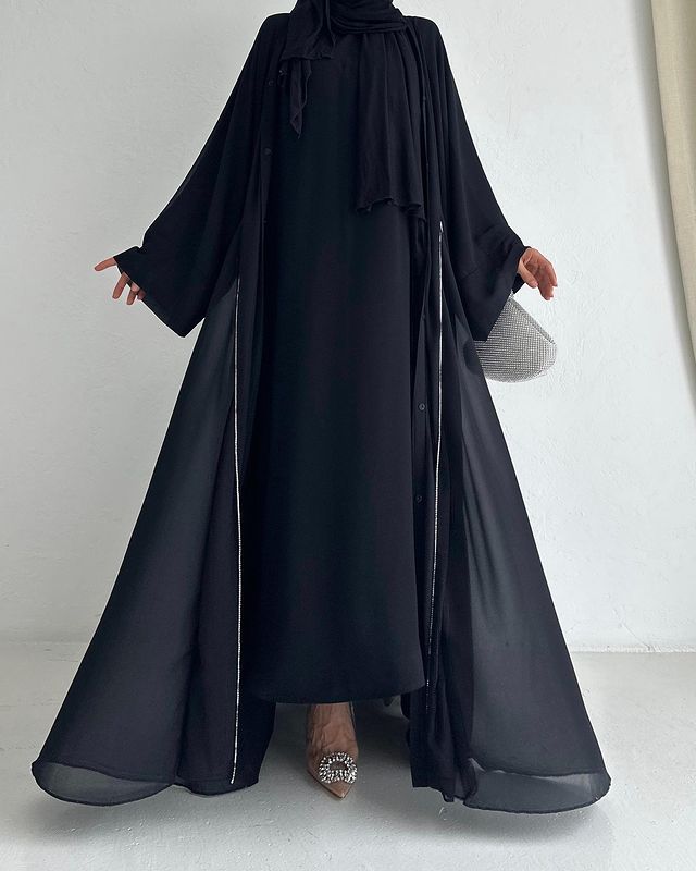 Black Lili Abaya 1 peice