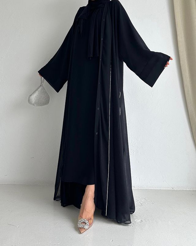 Black Lili Abaya 1 peice