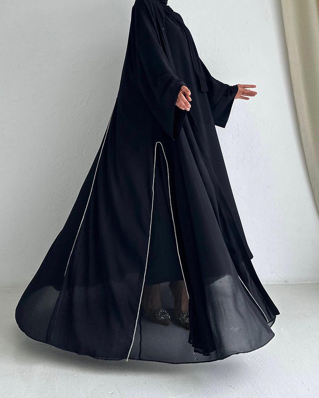 Black Lili Abaya 1 peice