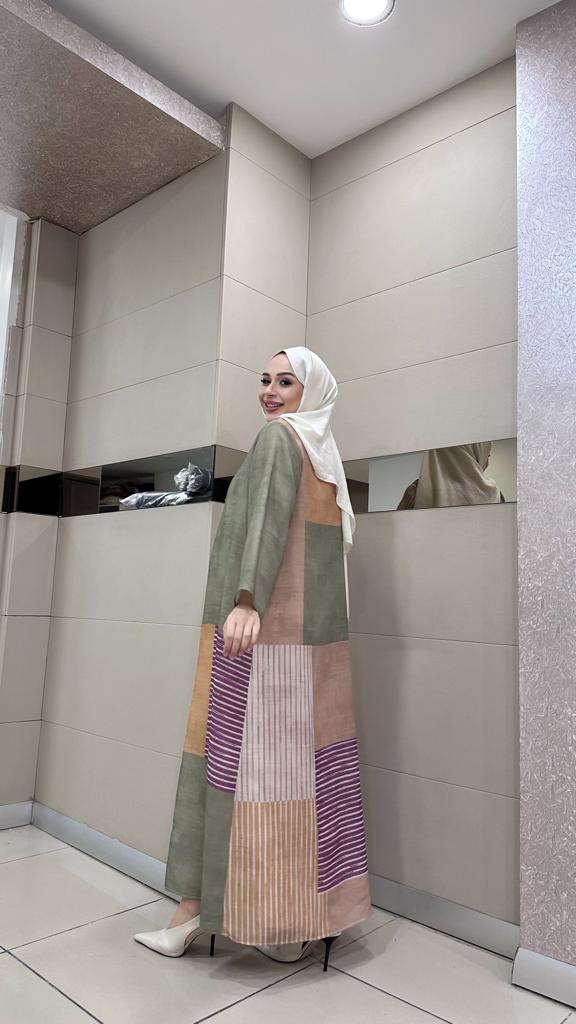 Abaya Brown And Multicolor